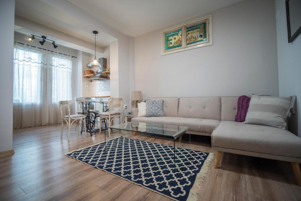 The Bookies Apartments Sofia Extérieur photo