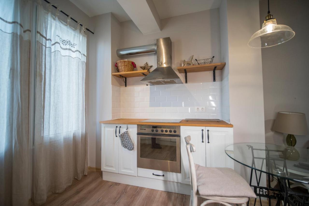 The Bookies Apartments Sofia Extérieur photo